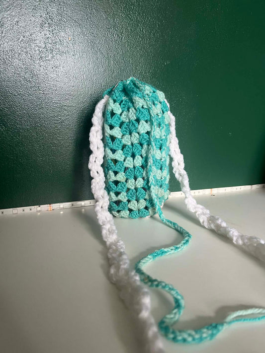 Green cinch bag