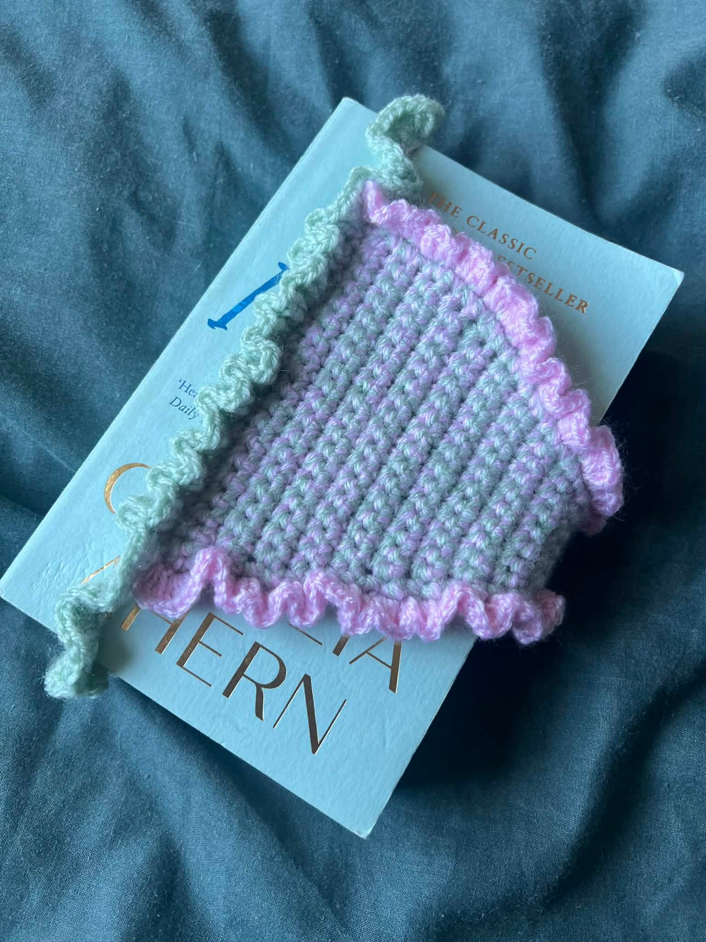 Custom book thong