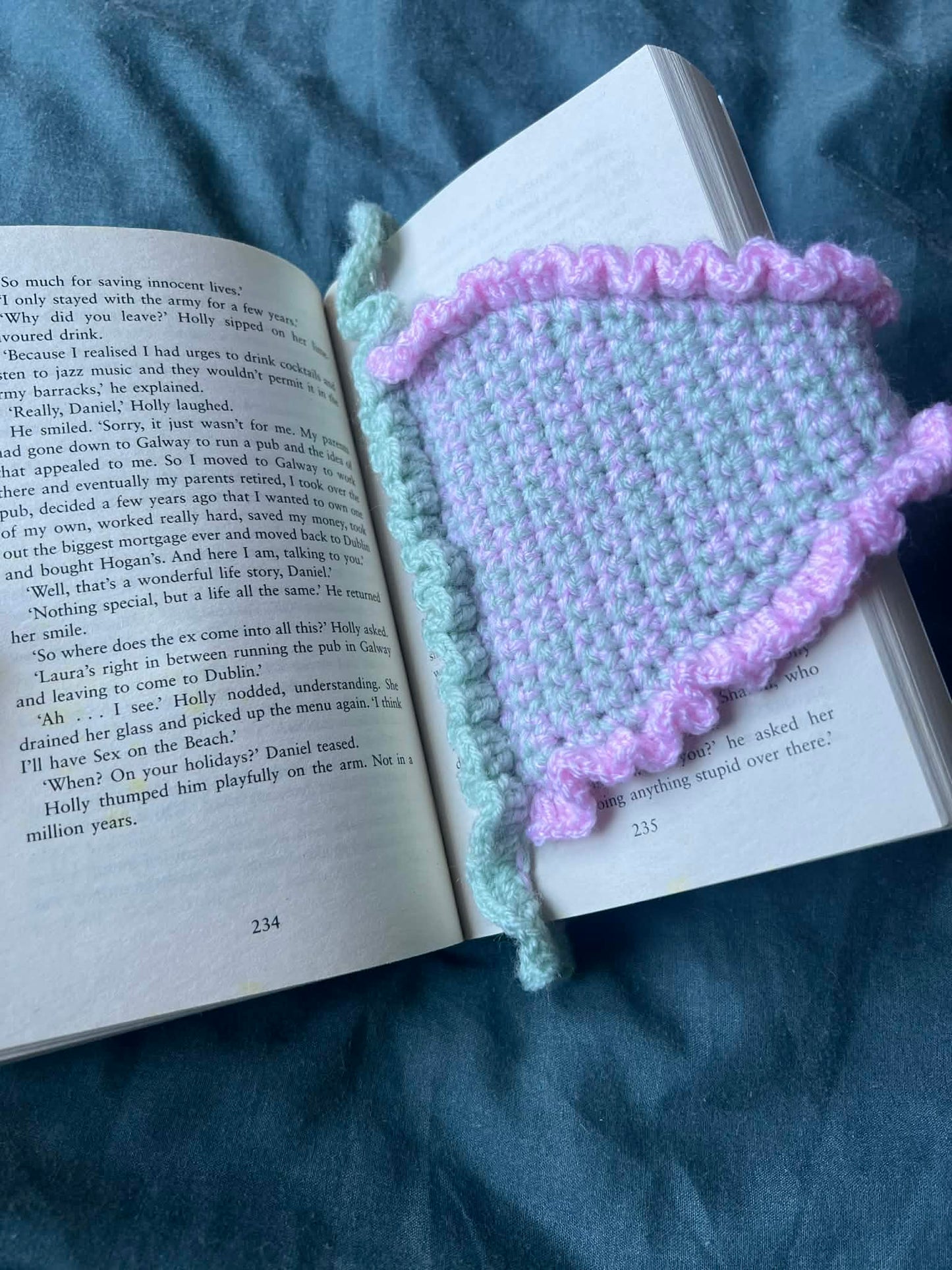 Custom book thong
